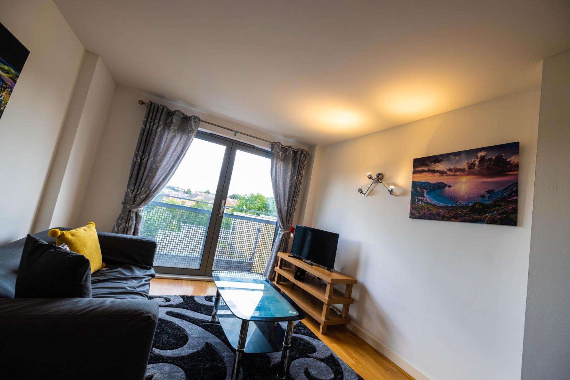 Beautiful And Spacious 2-bed In Appartamento *