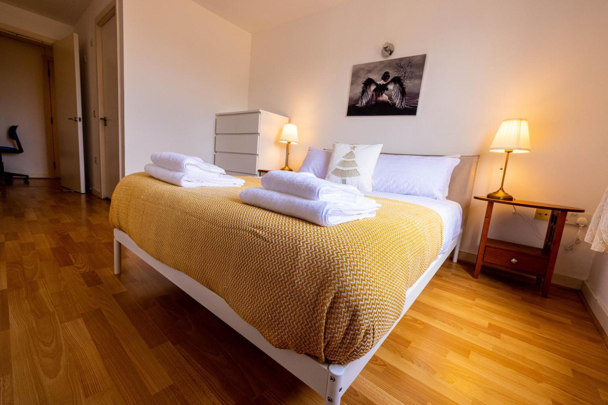 Beautiful And Spacious 2-bed In Appartamento